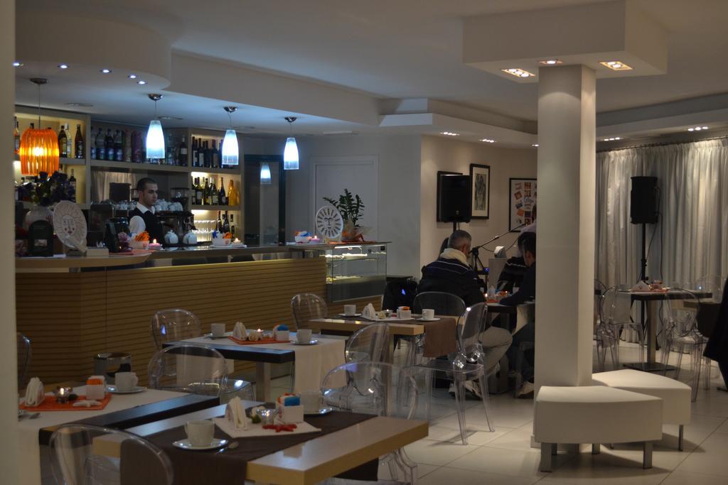 Hotel Ambrosio La Corte ออลเบีย ภายนอก รูปภาพ