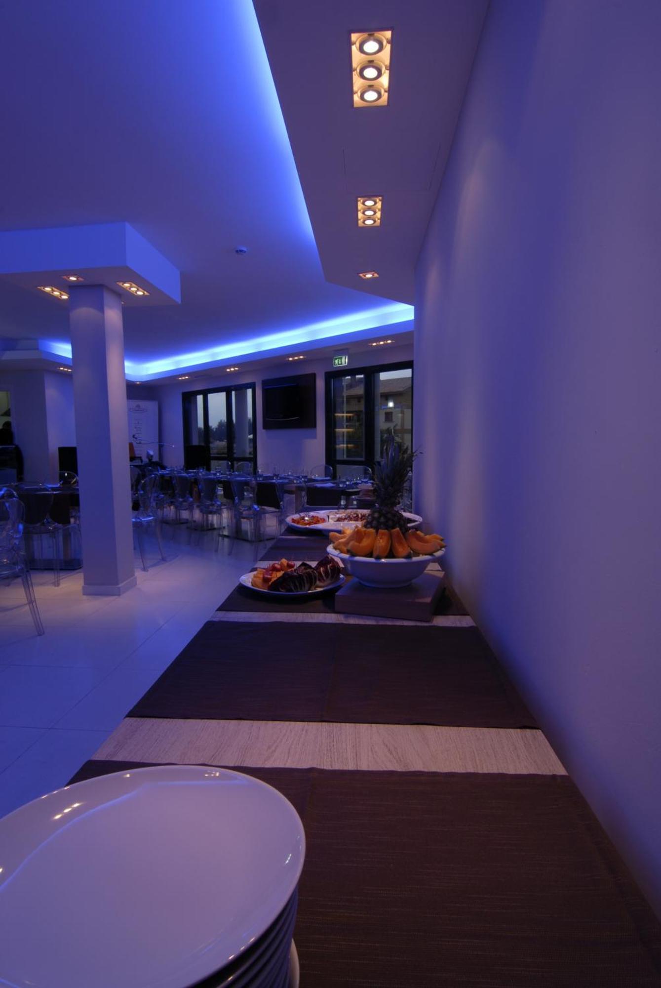 Hotel Ambrosio La Corte ออลเบีย ภายนอก รูปภาพ