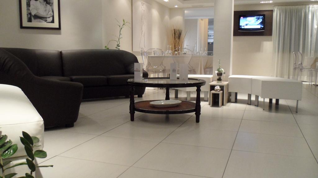 Hotel Ambrosio La Corte ออลเบีย ภายนอก รูปภาพ