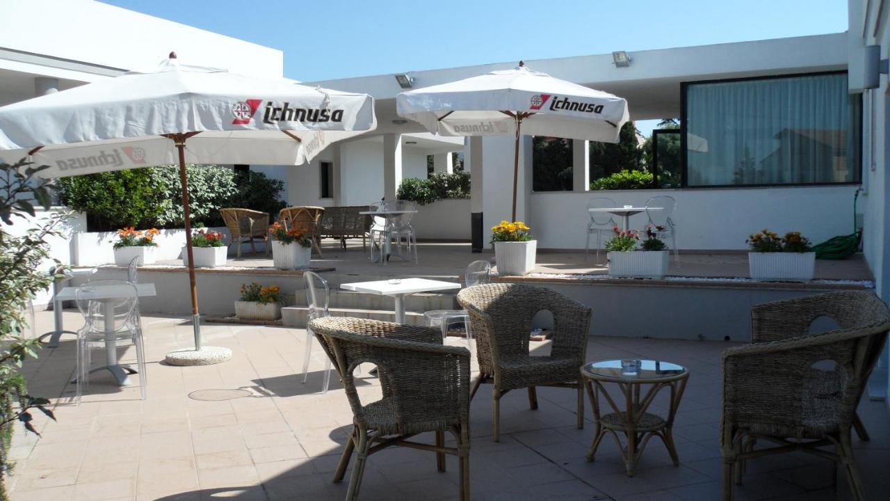 Hotel Ambrosio La Corte ออลเบีย ภายนอก รูปภาพ
